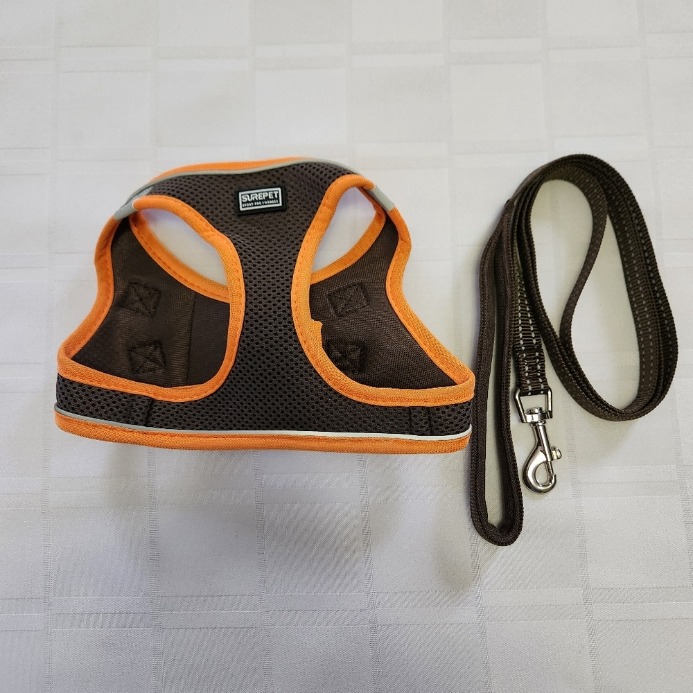 NWOT Surepet Mesh Pet Harness with Leash